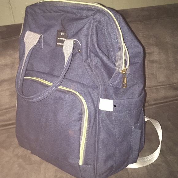 Diaper bag - Picture 3 of 3